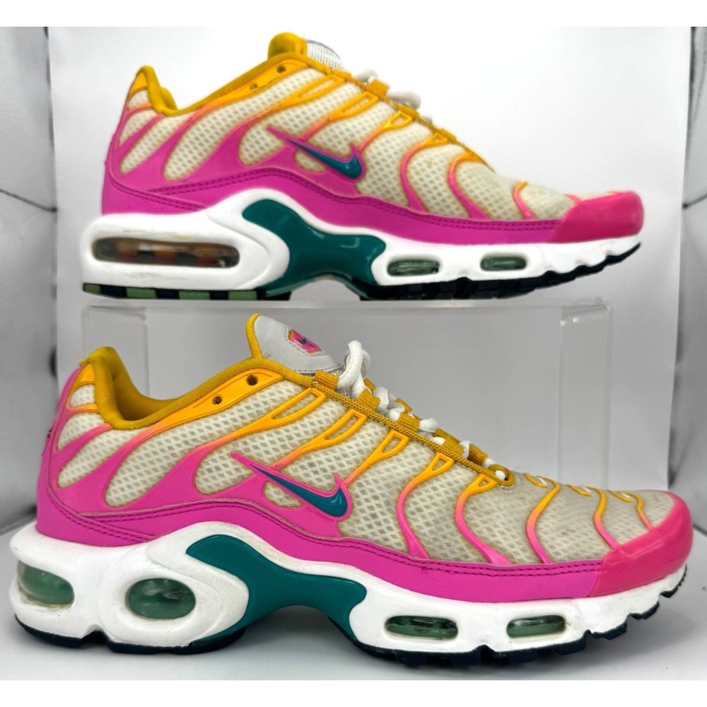 Nike Air Max Plus TN Pink Yellow White Running Shoes Womens Size 7 CJ9922-100 - Picture 6 of 8